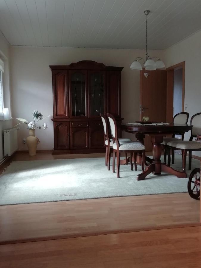 Meyers Ferienwohnung Elmlohe Экстерьер фото